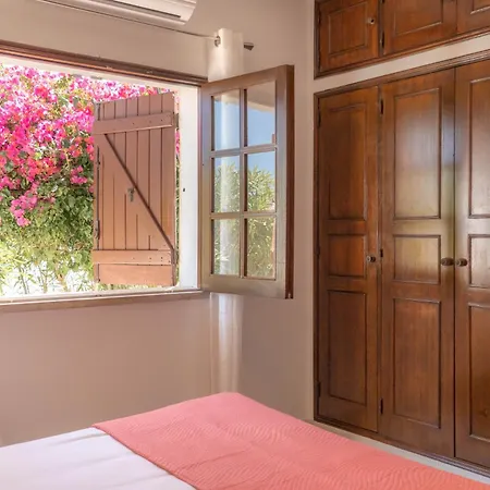 Casa de Férias Charming 4bdr Near Aquashow By Lovelystay