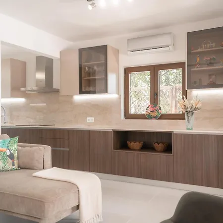 Charming 4bdr Near Aquashow By Lovelystay Feriehus