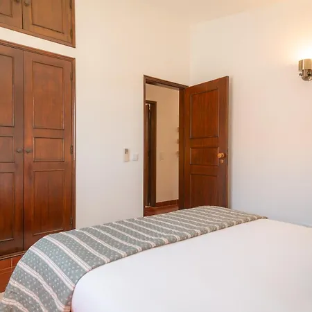 Casa de Férias Charming 4bdr Near Aquashow By Lovelystay *