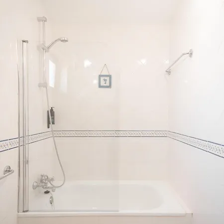 Feriehus Charming 4bdr Near Aquashow By Lovelystay Quarteira