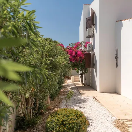 Charming 4bdr Near Aquashow By Lovelystay * Quarteira